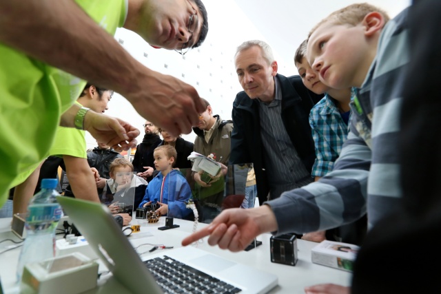 FestivalRobotique_Alain_Herzog_EPFL