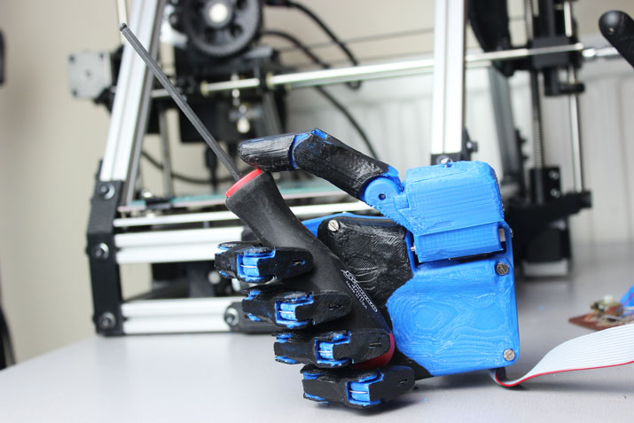 This robotic prosthetic hand can be just - Robohub