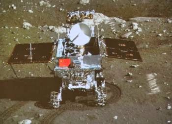 Chinas-moon-rover-2_350_253_80