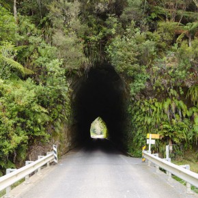 Tunnel_Problem-Okau_Road