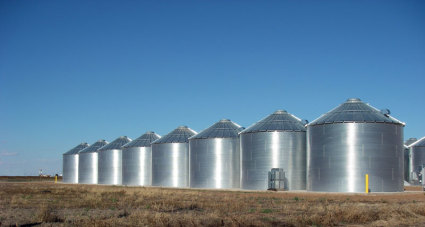 Farm_Silos