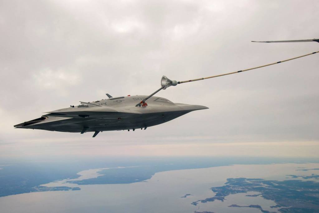 The X-47B test drone completes its first mid-air refueling. Credit: Northrop Grumman