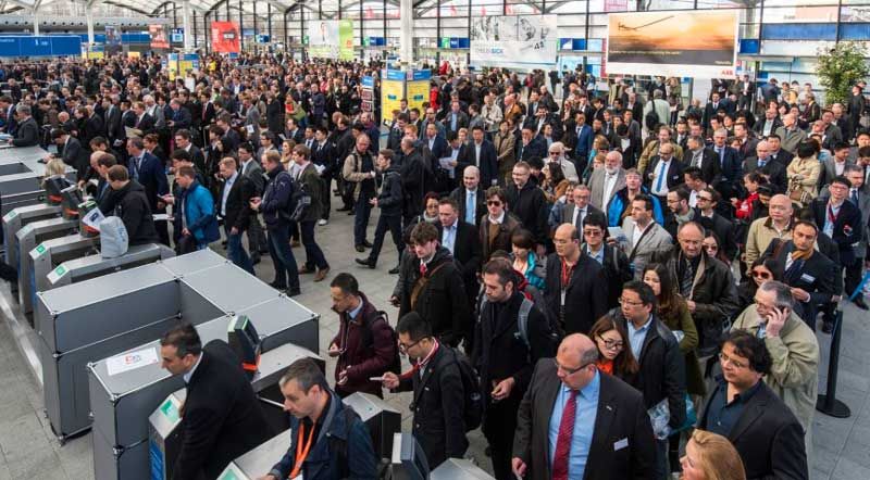 Crowds at Hannover Messe, 2015.