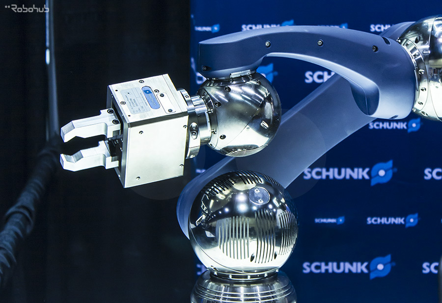 Robotic arm - Schunk GmbH & Co. KG