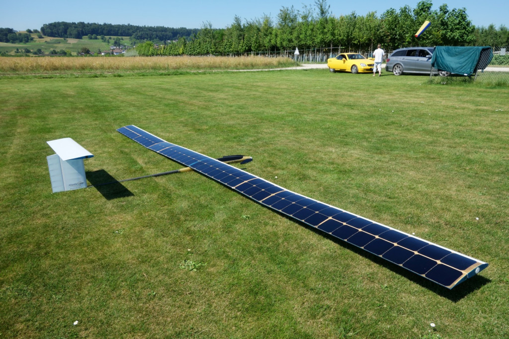 solar powered rc plane