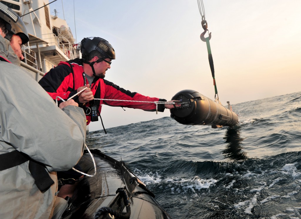 A UUV is removed from the water during operations off the coast of Bahrain in 2013. Credit: Specialist 2nd Class Michael Scichilone/US Navy/Released
