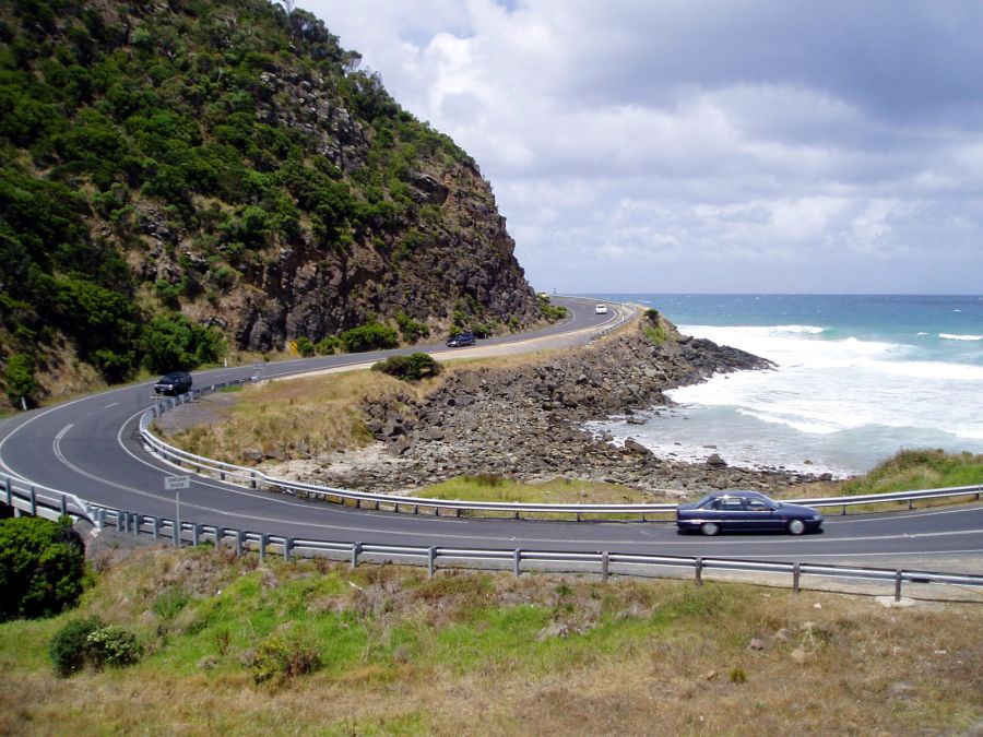 car-ocean-road
