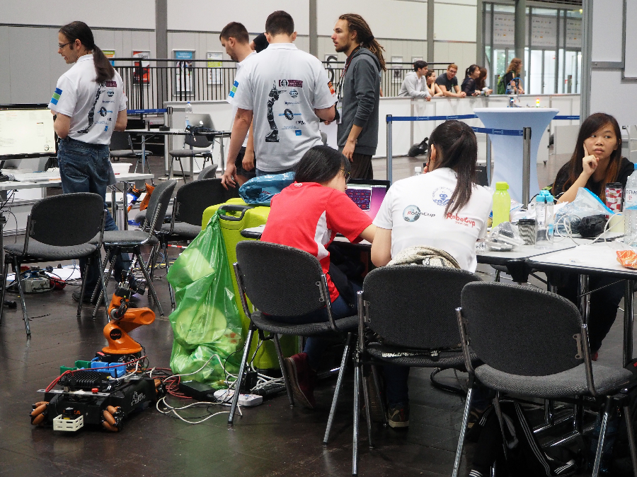 Teams preparing their robots for the competition. Photo: European Robotics League