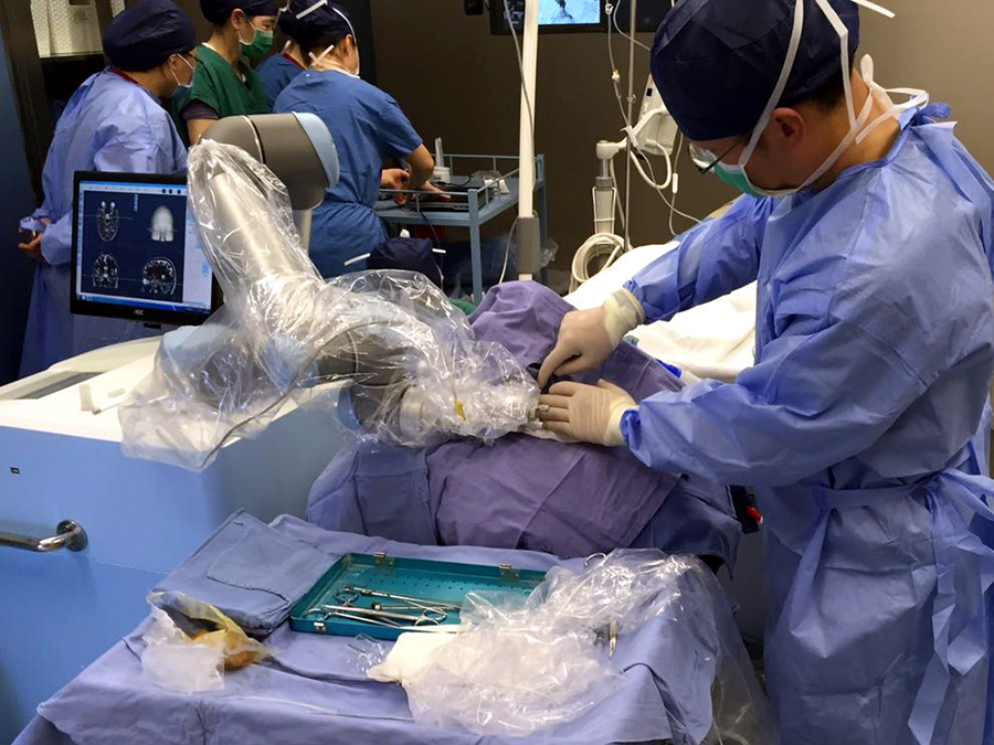 chinese-surgical-robots