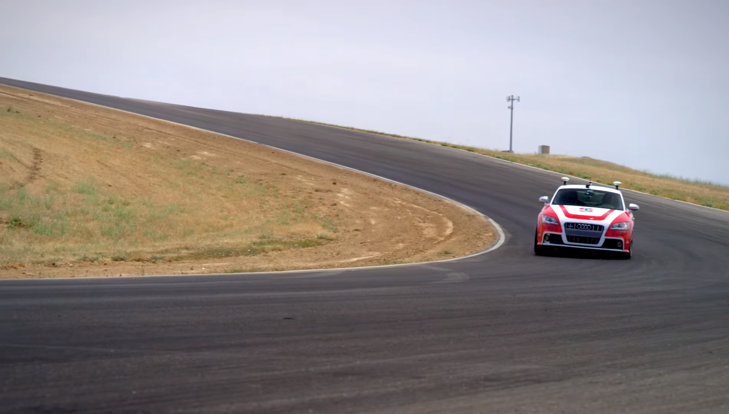 Stanford turns a DeLorean into a drifting, driverless car