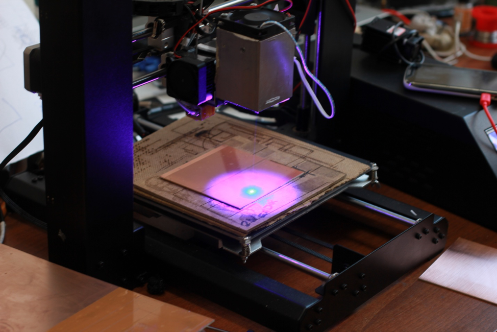 How to make a printed circuit board using a diode laser with a 3D