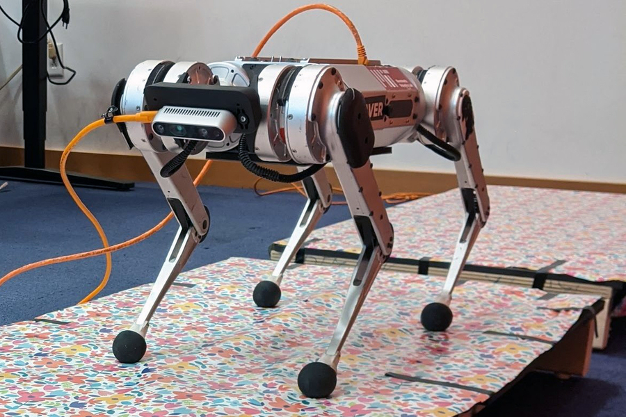 Vintage Robocon Robot Japan Ramp Walker 